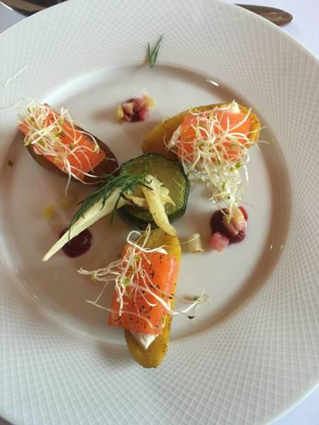 Traiteur avec menu complet pour Baptême  ou Anniversaire par le traiteur La Tapenade à Brignoles