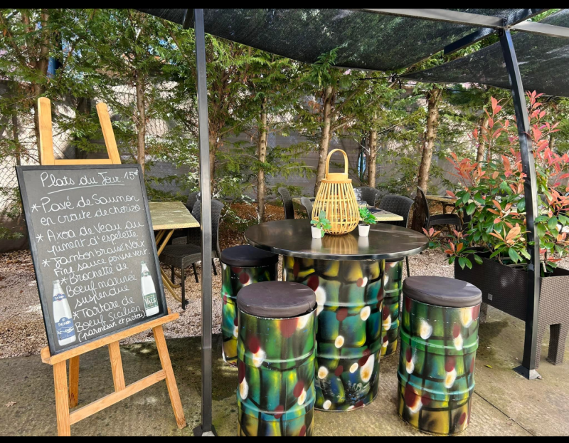 Le restaurant La Tapenade à Brignoles 40 rue de la Bruyere ZAC Nicopolis Zone E 83170 BRIGNOLES